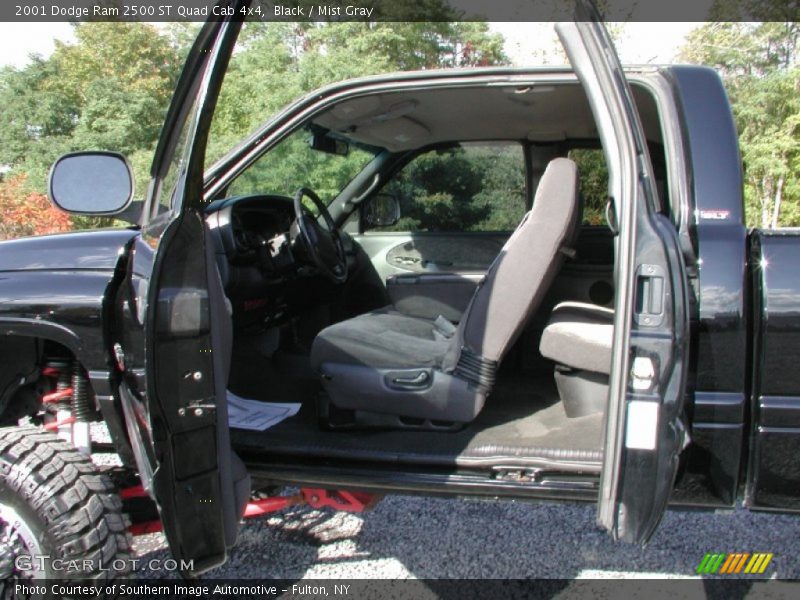  2001 Ram 2500 ST Quad Cab 4x4 Mist Gray Interior