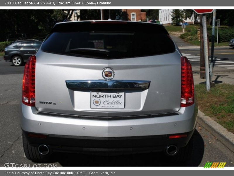 Radiant Silver / Ebony/Titanium 2010 Cadillac SRX 4 V6 AWD