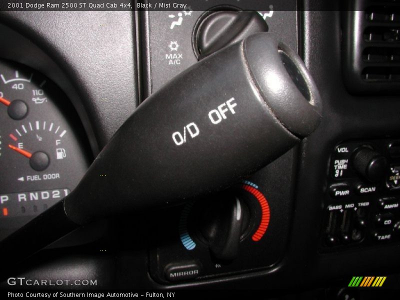  2001 Ram 2500 ST Quad Cab 4x4 4 Speed Automatic Shifter