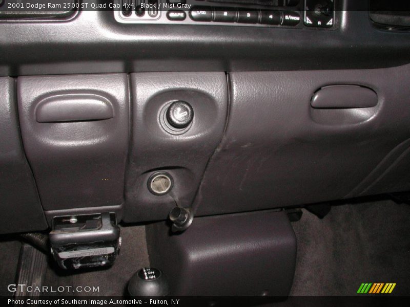 Black / Mist Gray 2001 Dodge Ram 2500 ST Quad Cab 4x4