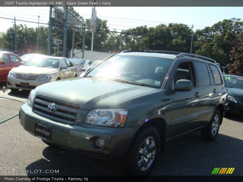 Oasis Green Pearl / Ivory 2005 Toyota Highlander V6 4WD