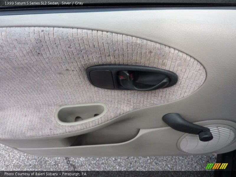 Silver / Gray 1999 Saturn S Series SL2 Sedan