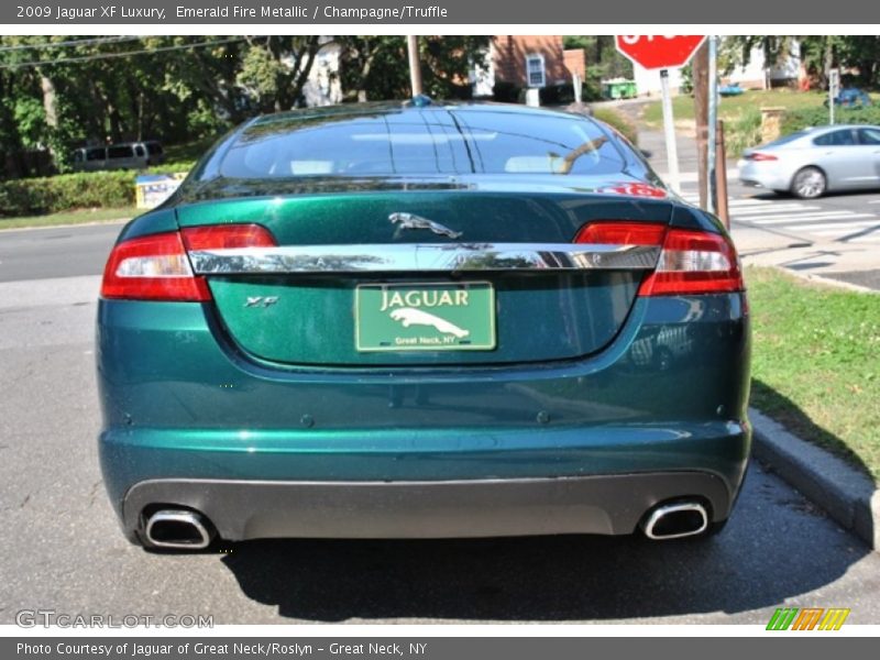 Emerald Fire Metallic / Champagne/Truffle 2009 Jaguar XF Luxury