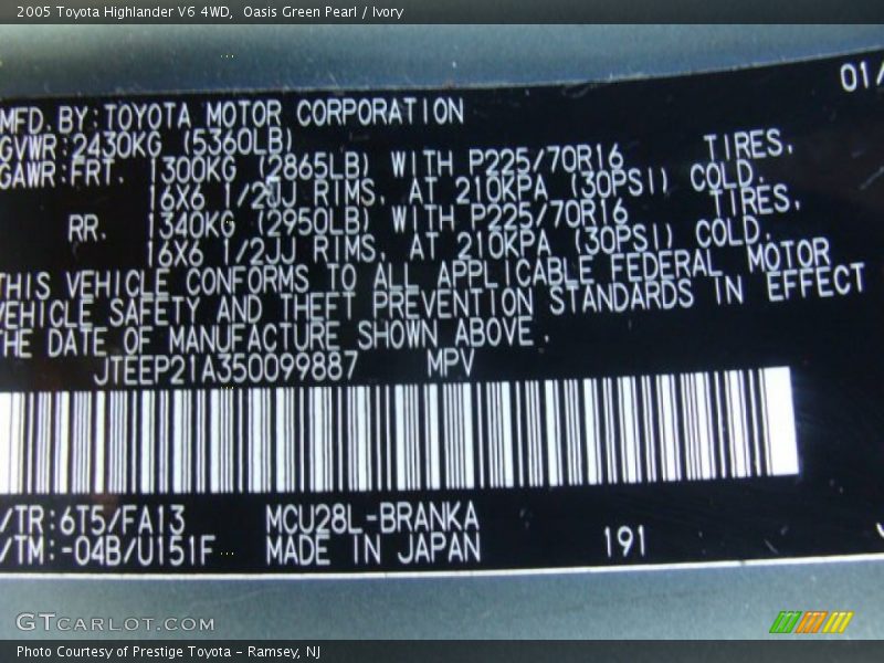 Oasis Green Pearl / Ivory 2005 Toyota Highlander V6 4WD