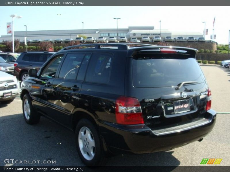 Black / Gray 2005 Toyota Highlander V6 4WD