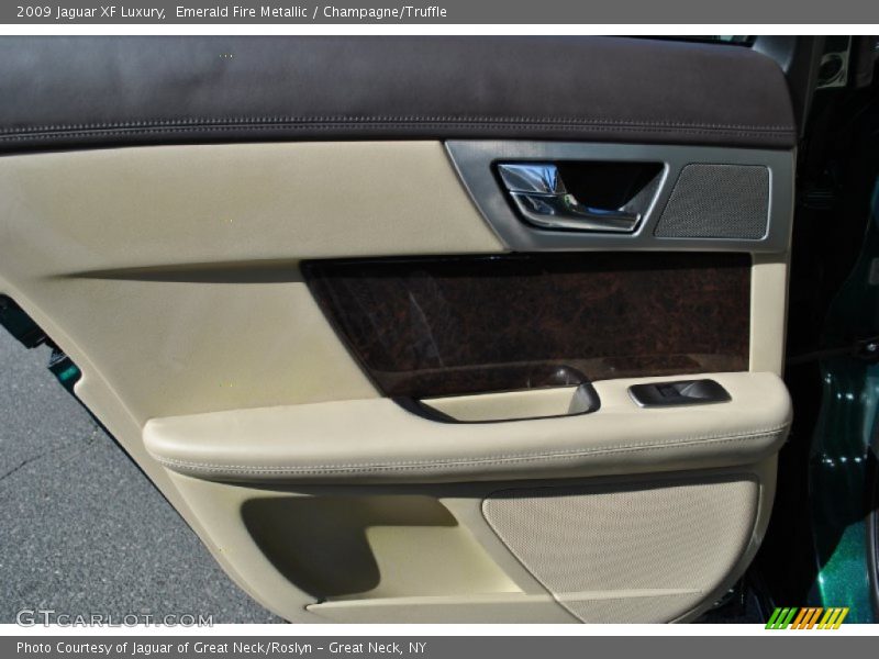 Emerald Fire Metallic / Champagne/Truffle 2009 Jaguar XF Luxury