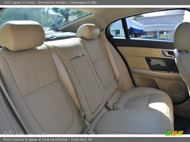 Emerald Fire Metallic / Champagne/Truffle 2009 Jaguar XF Luxury