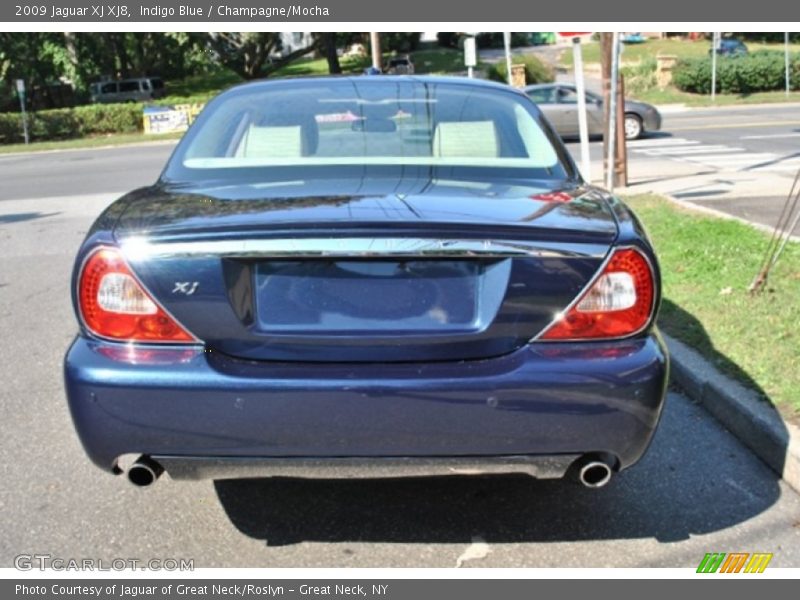  2009 XJ XJ8 Indigo Blue