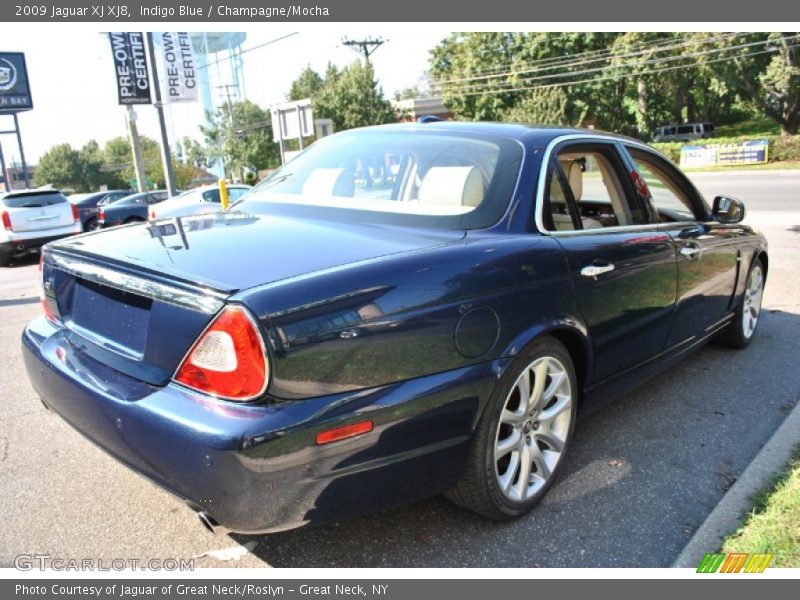 Indigo Blue / Champagne/Mocha 2009 Jaguar XJ XJ8