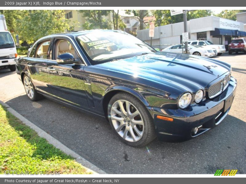 Indigo Blue / Champagne/Mocha 2009 Jaguar XJ XJ8