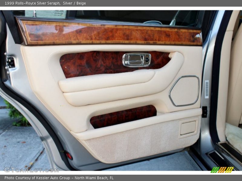 Door Panel of 1999 Silver Seraph 