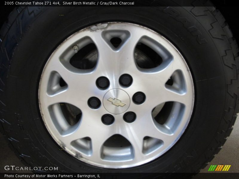 Silver Birch Metallic / Gray/Dark Charcoal 2005 Chevrolet Tahoe Z71 4x4