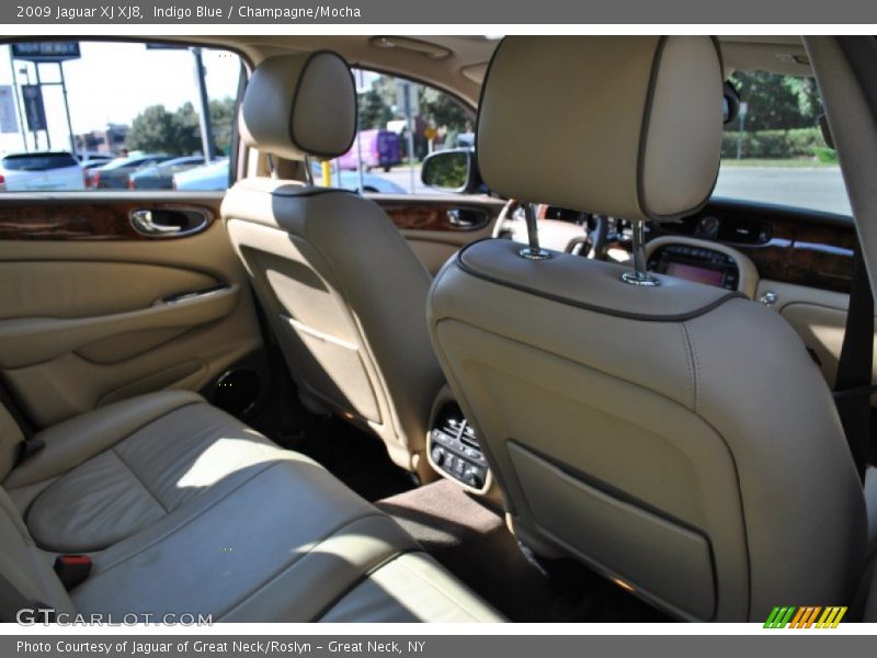 Indigo Blue / Champagne/Mocha 2009 Jaguar XJ XJ8