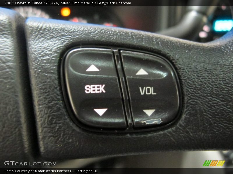 Silver Birch Metallic / Gray/Dark Charcoal 2005 Chevrolet Tahoe Z71 4x4