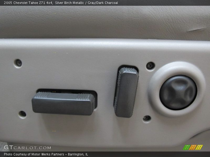 Silver Birch Metallic / Gray/Dark Charcoal 2005 Chevrolet Tahoe Z71 4x4