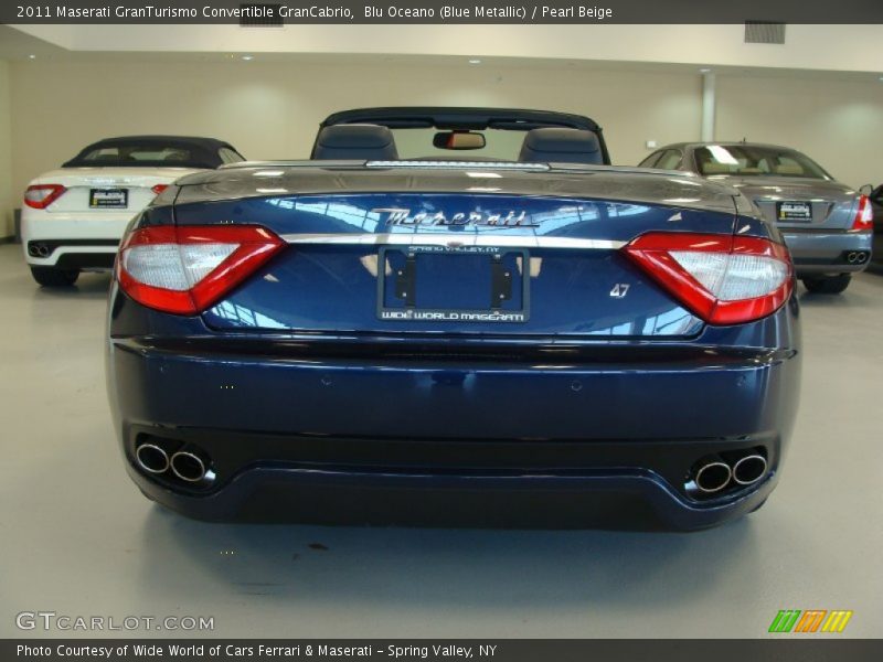 Blu Oceano (Blue Metallic) / Pearl Beige 2011 Maserati GranTurismo Convertible GranCabrio