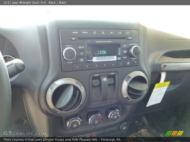 Black / Black 2013 Jeep Wrangler Sport 4x4
