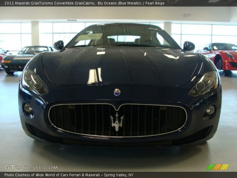 Blu Oceano (Blue Metallic) / Pearl Beige 2011 Maserati GranTurismo Convertible GranCabrio