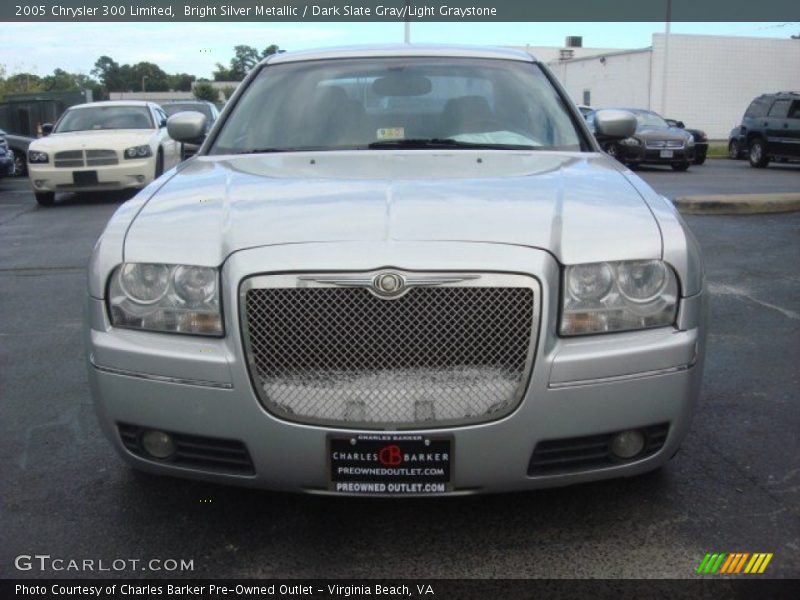 Bright Silver Metallic / Dark Slate Gray/Light Graystone 2005 Chrysler 300 Limited