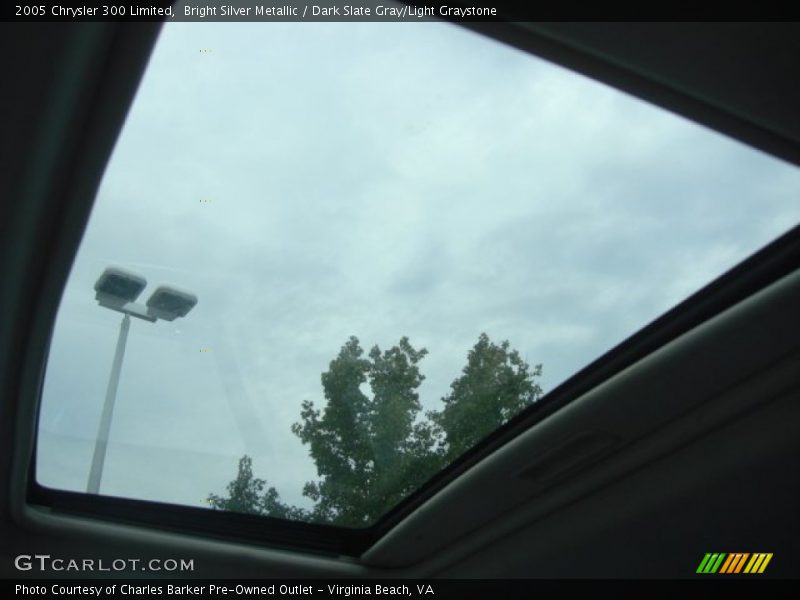 Bright Silver Metallic / Dark Slate Gray/Light Graystone 2005 Chrysler 300 Limited