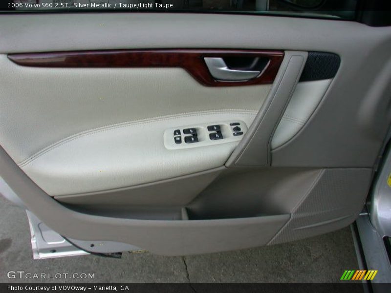 Silver Metallic / Taupe/Light Taupe 2006 Volvo S60 2.5T