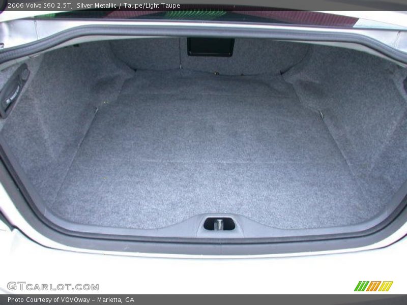 Silver Metallic / Taupe/Light Taupe 2006 Volvo S60 2.5T