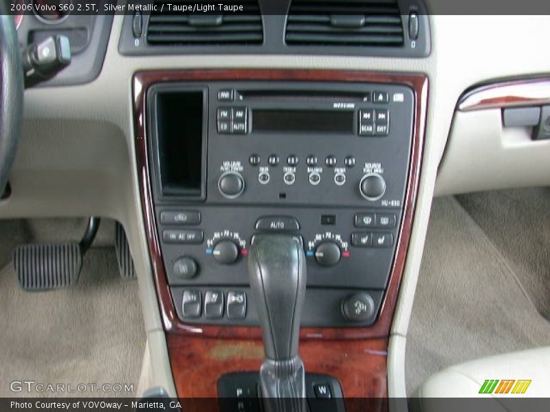 Silver Metallic / Taupe/Light Taupe 2006 Volvo S60 2.5T