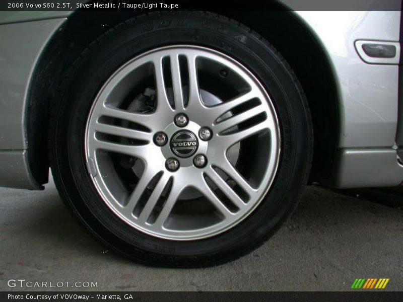 Silver Metallic / Taupe/Light Taupe 2006 Volvo S60 2.5T