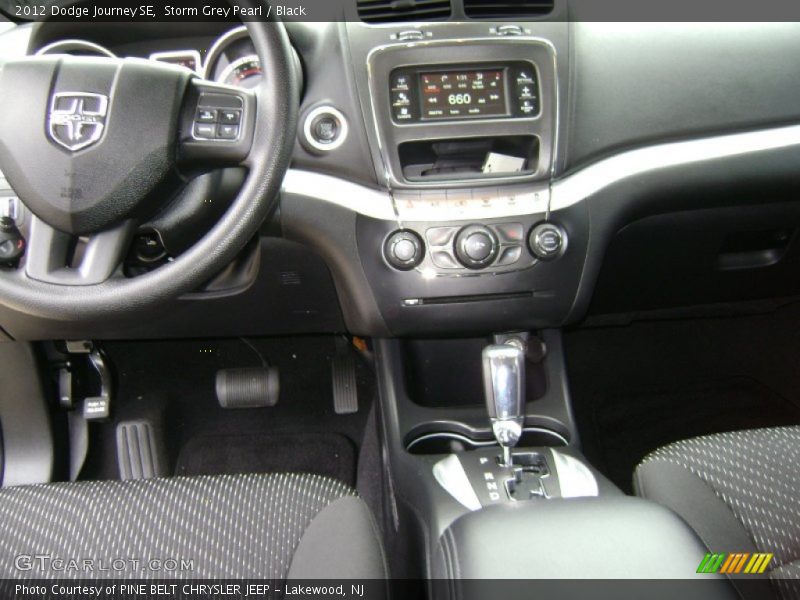 Storm Grey Pearl / Black 2012 Dodge Journey SE
