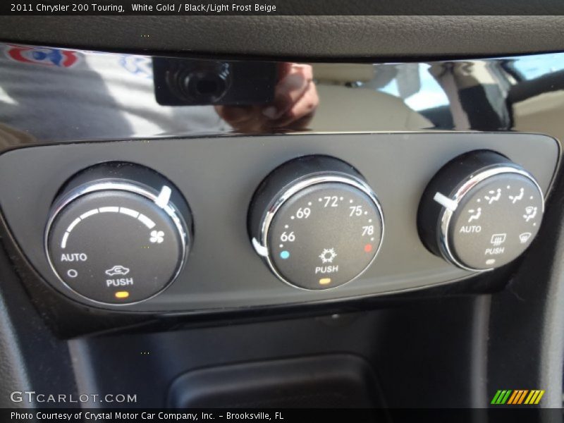 White Gold / Black/Light Frost Beige 2011 Chrysler 200 Touring