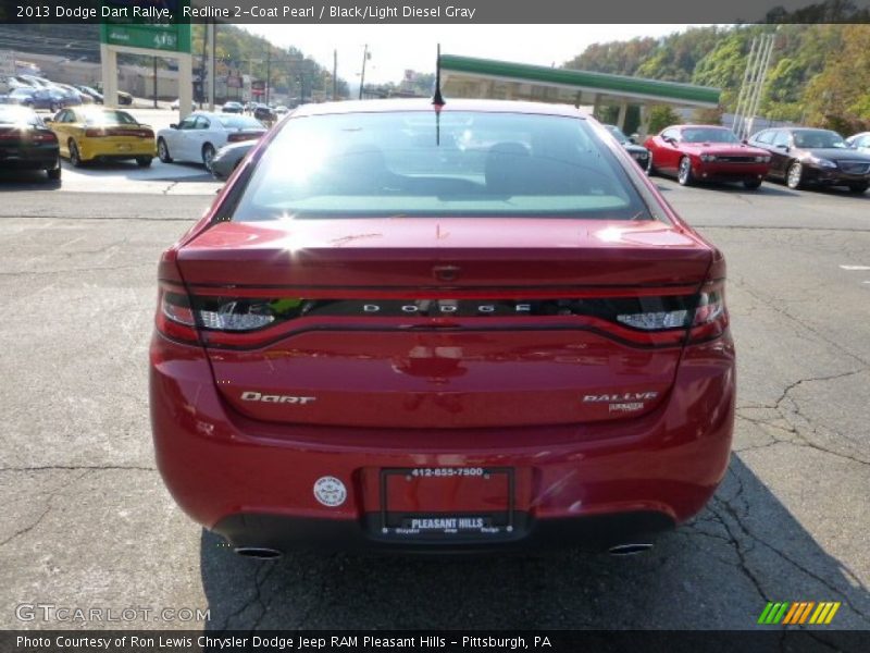 Redline 2-Coat Pearl / Black/Light Diesel Gray 2013 Dodge Dart Rallye