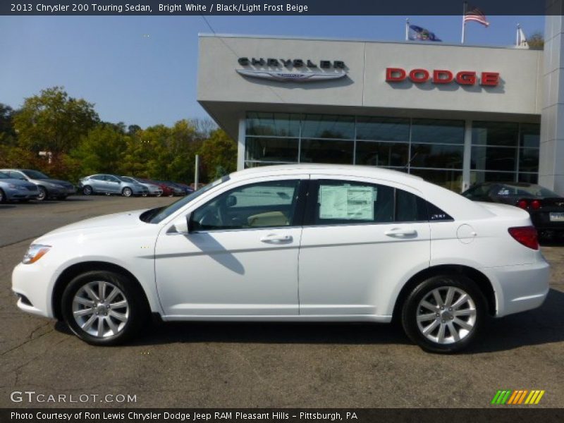 Bright White / Black/Light Frost Beige 2013 Chrysler 200 Touring Sedan