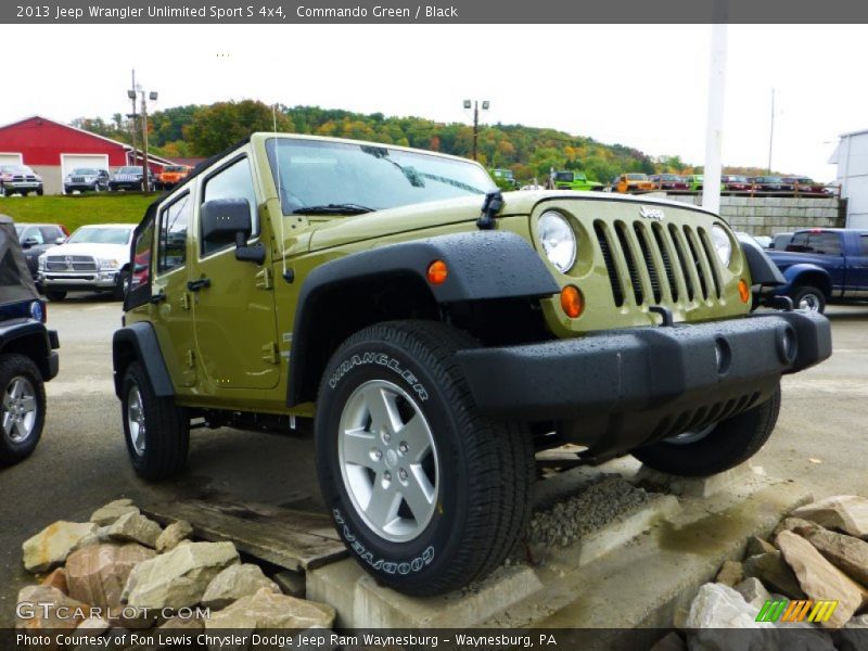 Front 3/4 View of 2013 Wrangler Unlimited Sport S 4x4