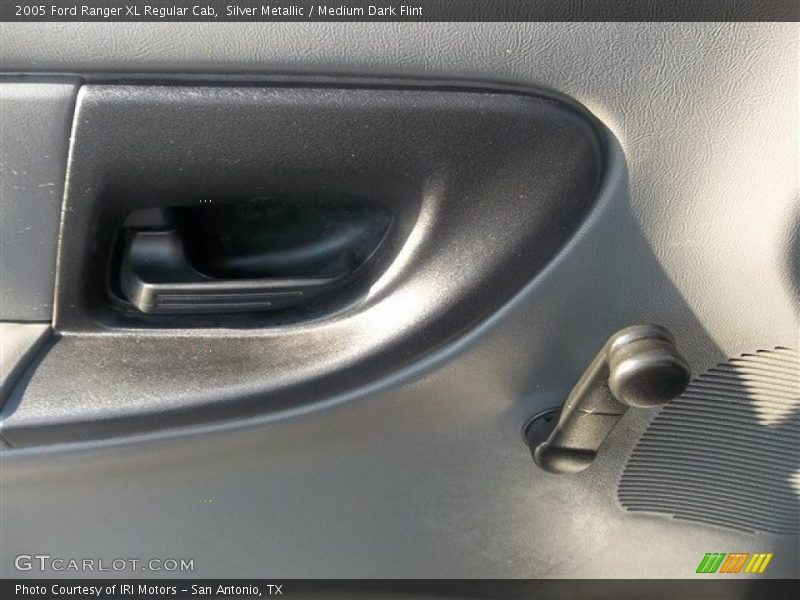 Silver Metallic / Medium Dark Flint 2005 Ford Ranger XL Regular Cab