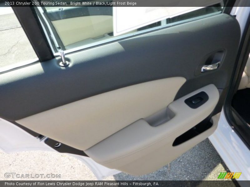 Bright White / Black/Light Frost Beige 2013 Chrysler 200 Touring Sedan