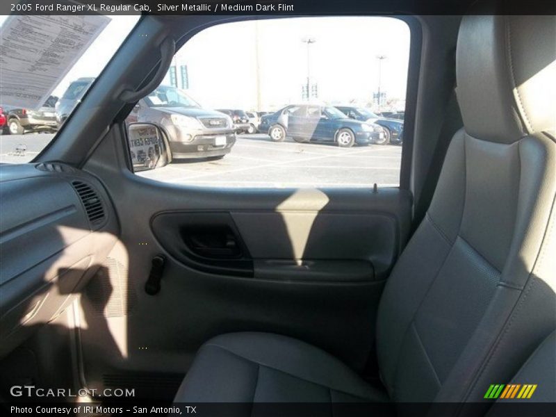 Silver Metallic / Medium Dark Flint 2005 Ford Ranger XL Regular Cab
