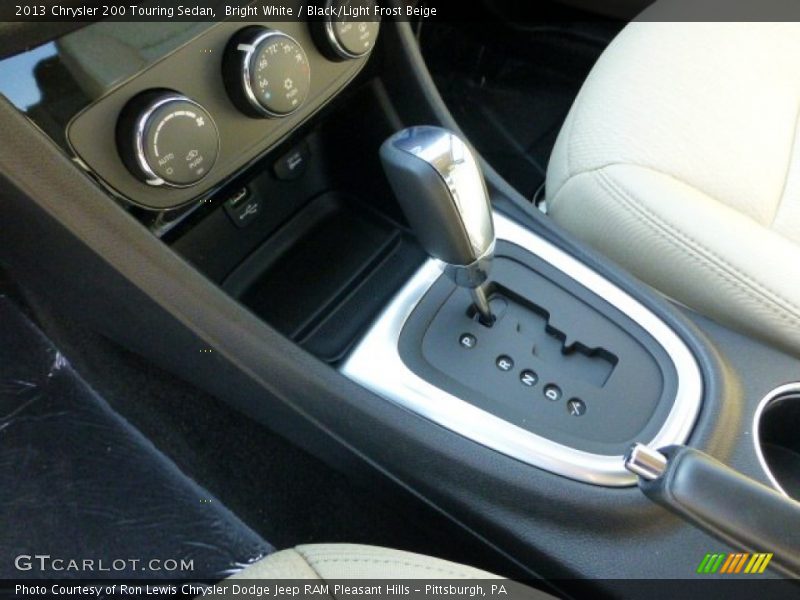 Bright White / Black/Light Frost Beige 2013 Chrysler 200 Touring Sedan
