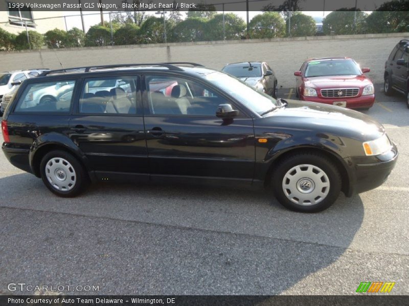 Black Magic Pearl / Black 1999 Volkswagen Passat GLS Wagon
