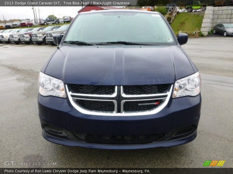 True Blue Pearl / Black/Light Graystone 2013 Dodge Grand Caravan SXT
