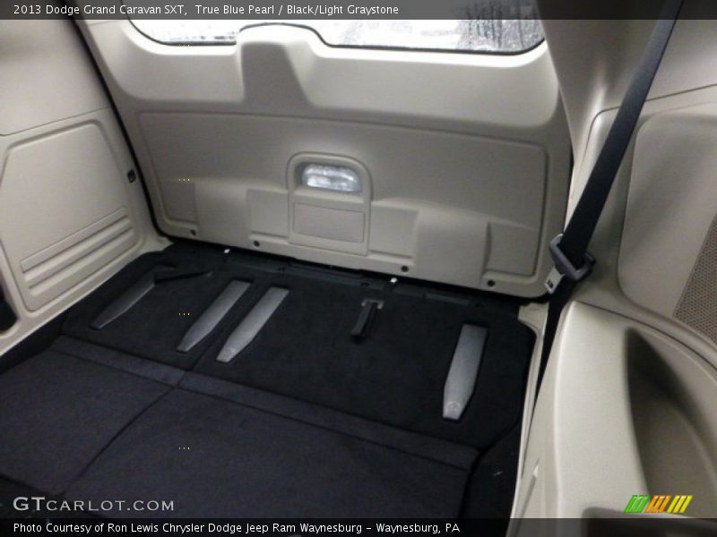 True Blue Pearl / Black/Light Graystone 2013 Dodge Grand Caravan SXT