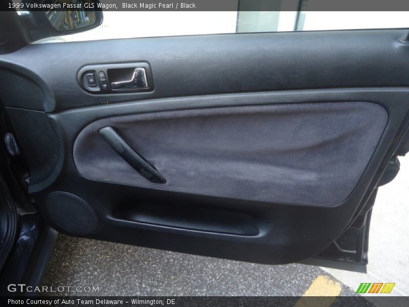 Door Panel of 1999 Passat GLS Wagon