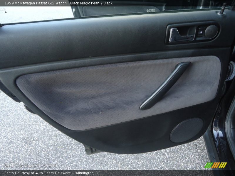 Door Panel of 1999 Passat GLS Wagon