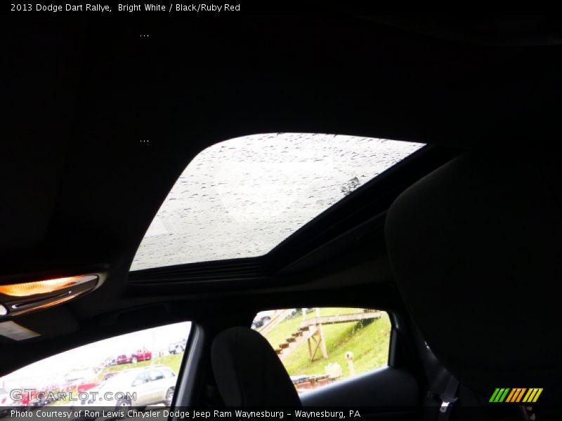 Bright White / Black/Ruby Red 2013 Dodge Dart Rallye