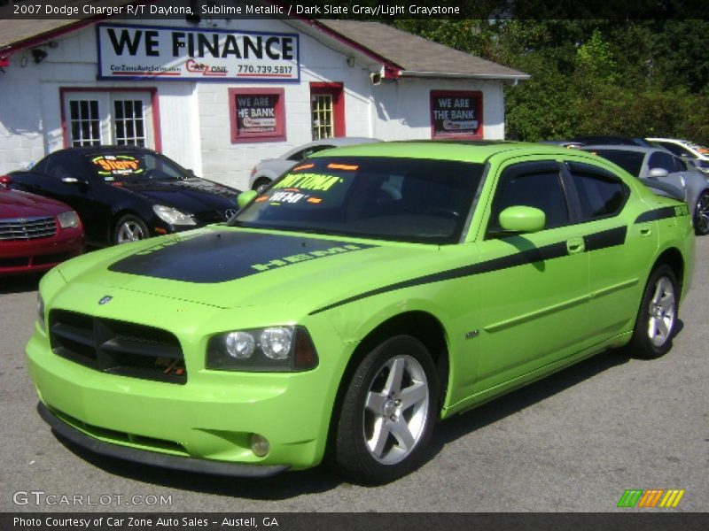 Front 3/4 View of 2007 Charger R/T Daytona