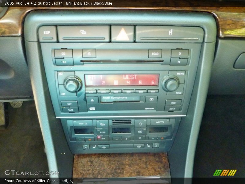 Brilliant Black / Black/Blue 2005 Audi S4 4.2 quattro Sedan
