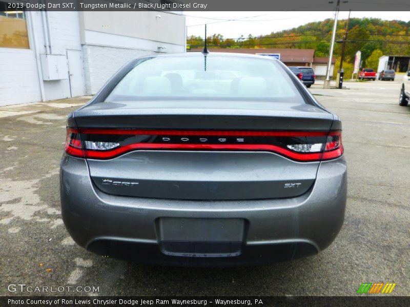 Tungsten Metallic / Black/Light Diesel Gray 2013 Dodge Dart SXT