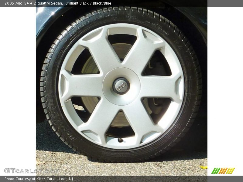 Brilliant Black / Black/Blue 2005 Audi S4 4.2 quattro Sedan