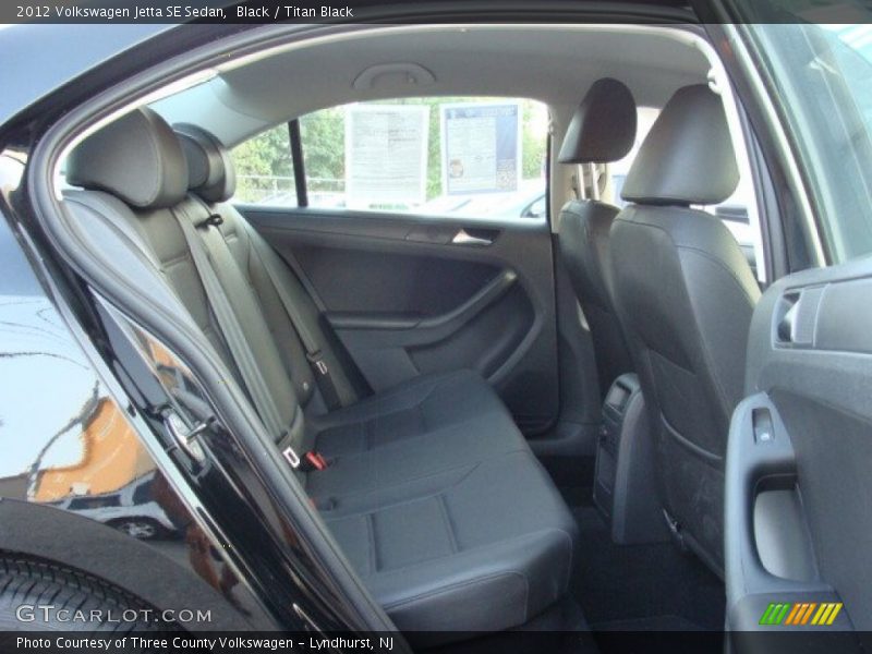 Black / Titan Black 2012 Volkswagen Jetta SE Sedan