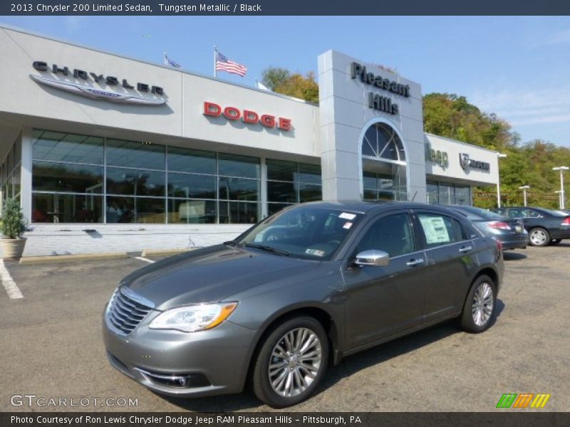 Tungsten Metallic / Black 2013 Chrysler 200 Limited Sedan