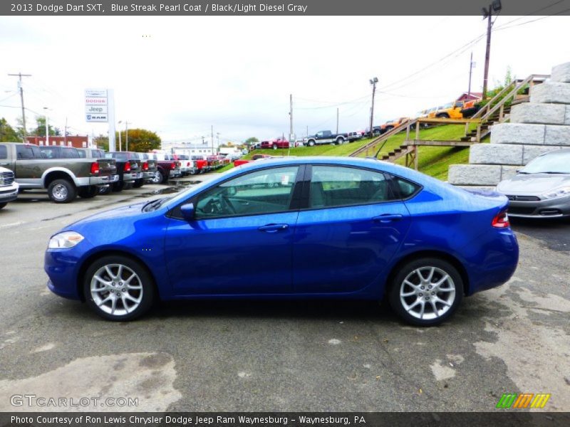  2013 Dart SXT Blue Streak Pearl Coat